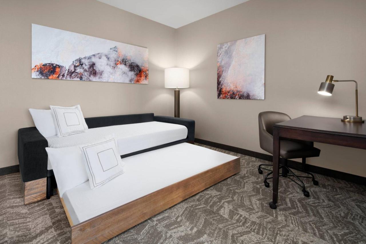 Springhill Suites By Marriott Denver Airport Екстер'єр фото